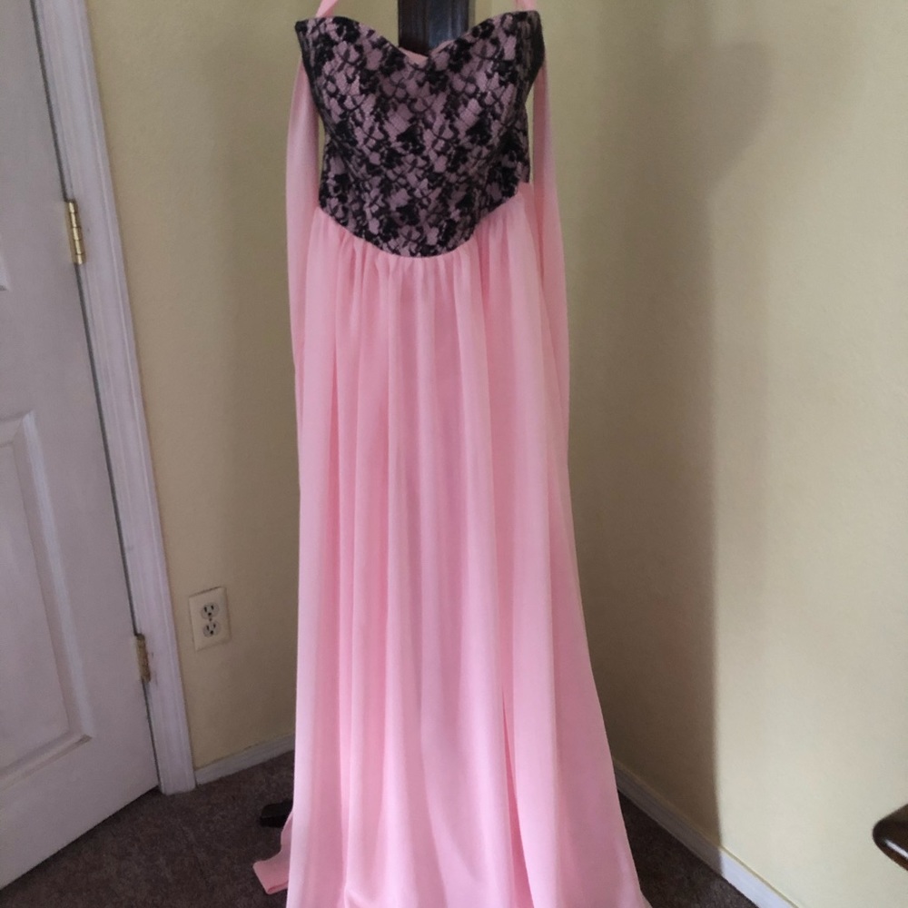 Beautiful pink/black evening gown.